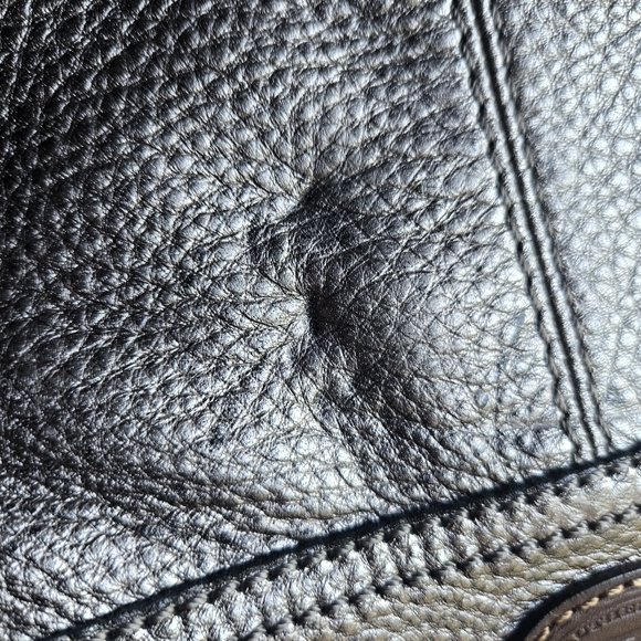 Fossil Metallic Silver Leather Messenger Bag - Picture 11 of 17